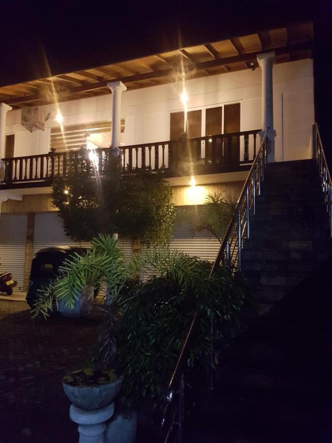 Gg Lodge Mirissa Exterior photo
