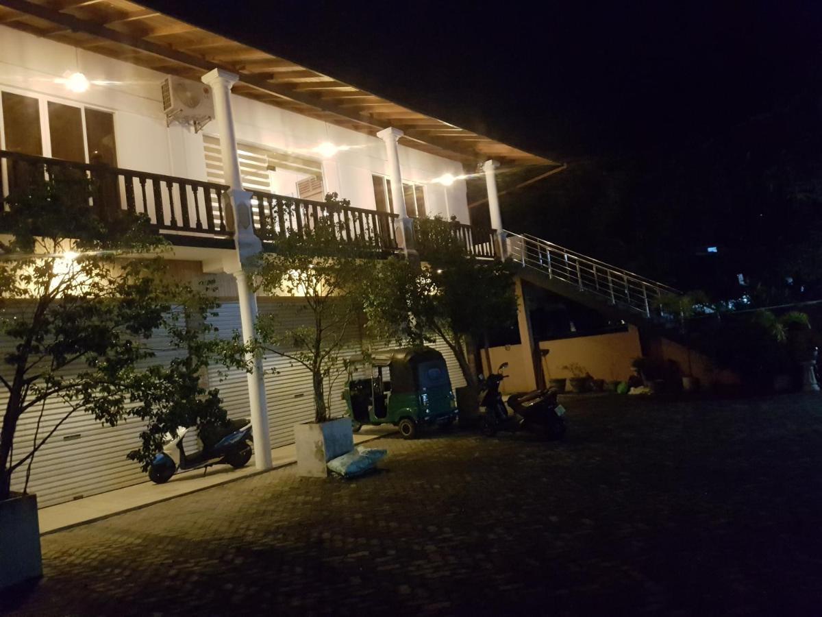 Gg Lodge Mirissa Exterior photo